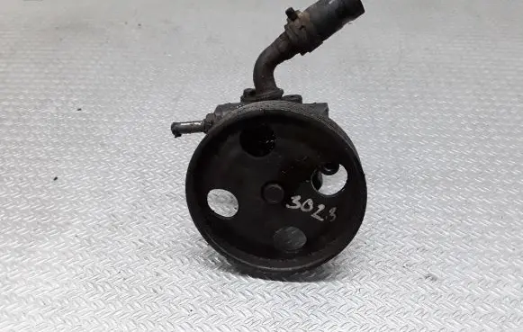 Ford Fiesta Power steering pump 2S6C3A696DC