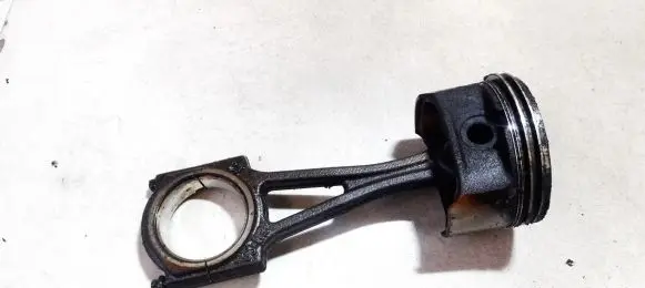 Piston with connecting rod