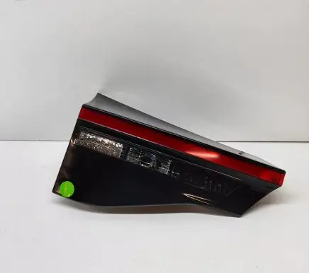 Toyota Yaris Cross Tailgate rear/tail lights 815900DB60