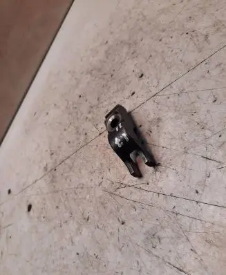 Opel Combo C Fuel Injector clamp holder