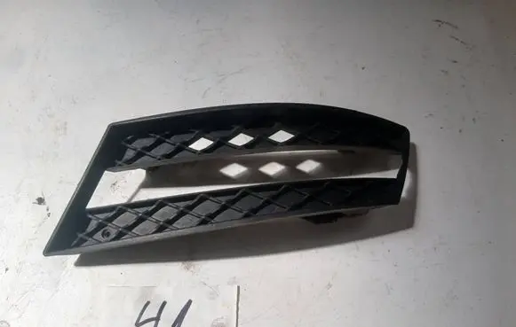 Mercedes-Benz CLS C218 AMG Front bumper lower grill A2188850753