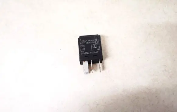 Ford Galaxy Other relay 7m0951253c 95vw10k705ea