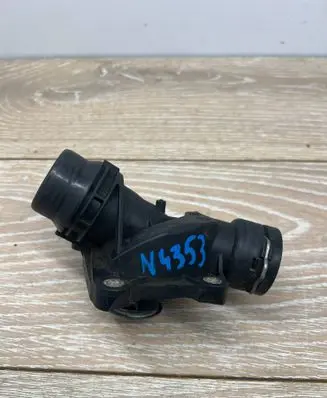 BMW 3 E90 E91 Thermostat/thermostat housing 2248038