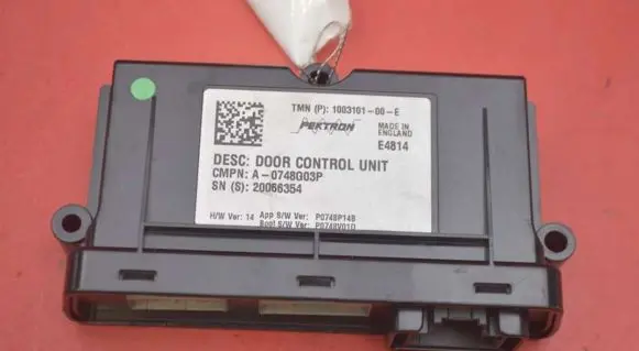 Tesla Model S Engine control unit/module ECU 1003101-00-E