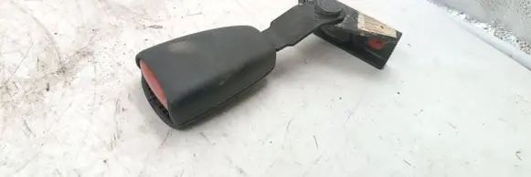 Volvo C70 Rear seatbelt buckle