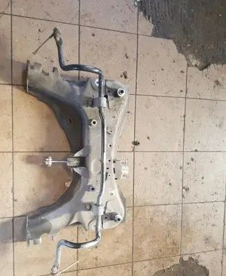 Renault Captur Front axle beam 