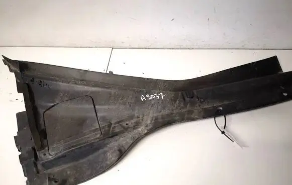 Nissan Murano Z50 Wiper trim 66862ca000