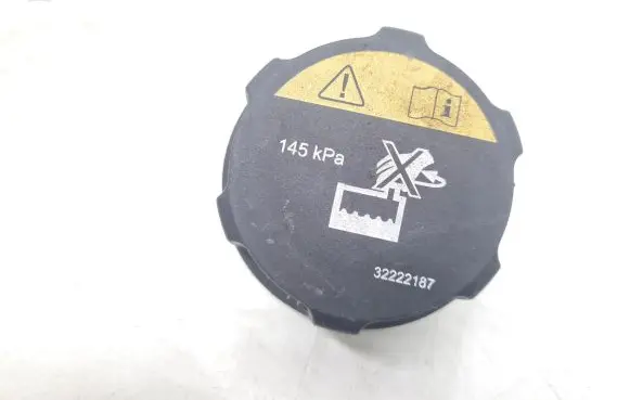 Polestar 2 Coolant expansion tank/reservoir cap 32222187