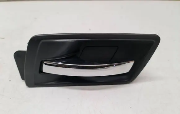 Chrysler Voyager Front door interior handle 05020799AA