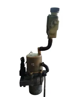 Mazda 3 II Power steering pump 