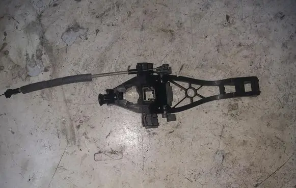 Volvo XC60 Front door interior handle 30784203