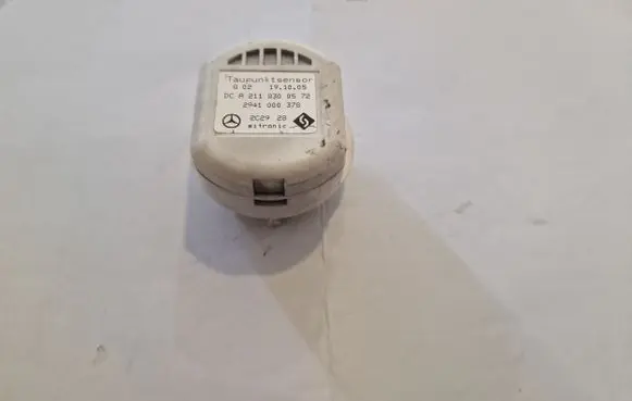 Mercedes-Benz E W211 Air quality sensor A2118300572