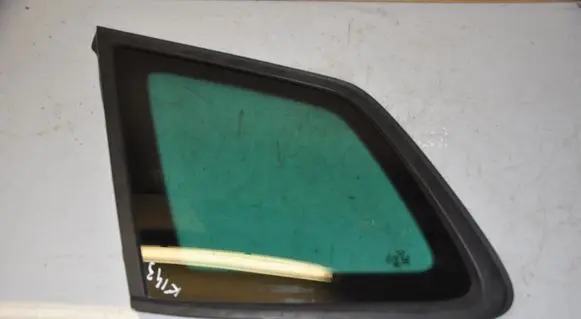 Rear side window