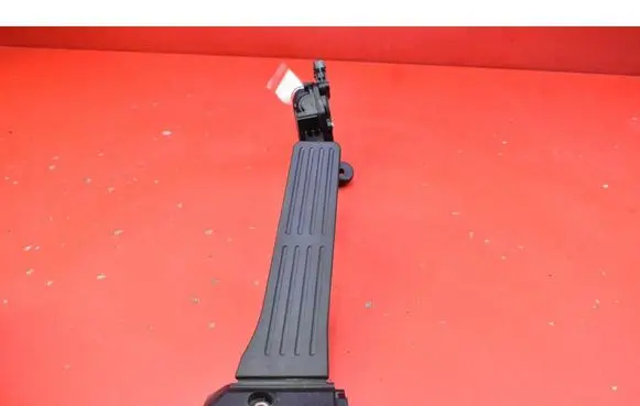 Hyundai i30 Accelerator throttle pedal 327003XXXX