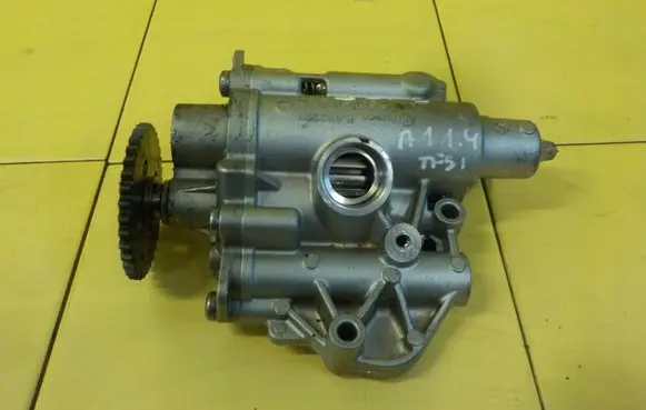 Audi A1 Oil pump 04E115109S