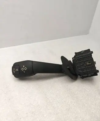 BMW 5 E39 Indicator stalk 8352172 01100410