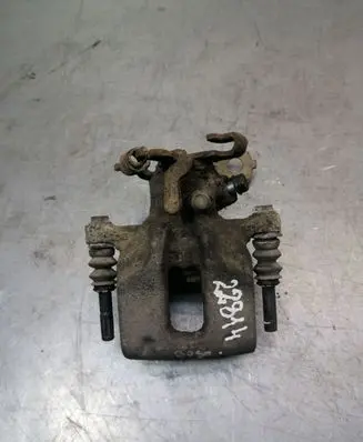 Toyota Auris 150 Front brake caliper