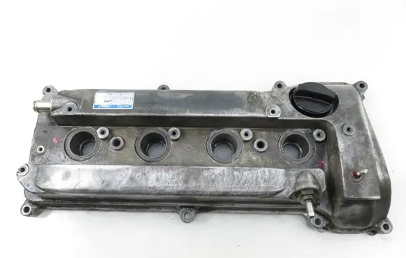 Toyota RAV 4 (XA20) Rocker cam cover 
