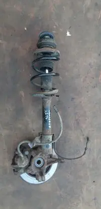 Dacia Sandero II Front wheel hub spindle knuckle 