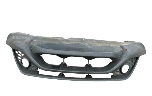 Front bumper upper radiator grill