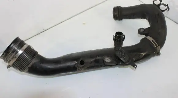 BMW X5 E70 Air intake hose/pipe 7583714 23557610 1039928S05