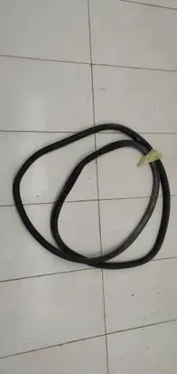 Peugeot Partner III Front door rubber seal 