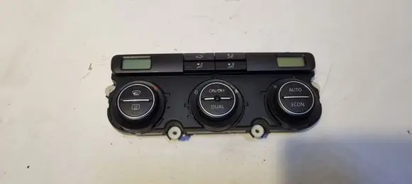 Volkswagen Golf V Climate control unit 74641470