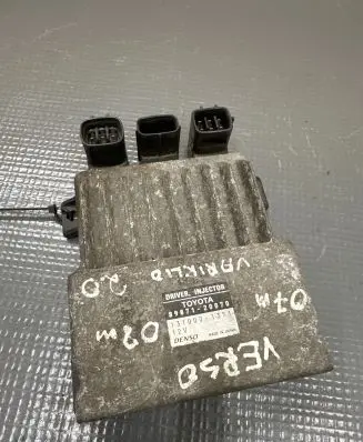 Toyota Corolla Verso E121 Fuel injection control unit/module 8987120070 1310001371