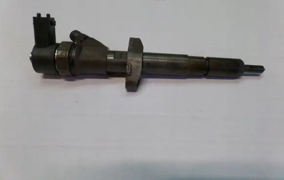 Renault Espace III Fuel injector 8200010074