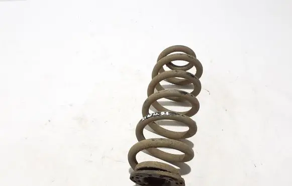 Volvo XC40 Rear coil spring 32346702