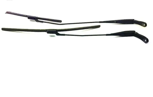 Citroen Berlingo Front wiper blade arm KOMPLET9682974780