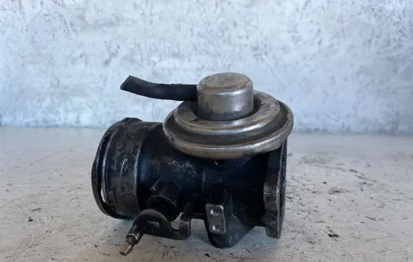 Volkswagen Sharan Engine shut-off valve 038131501AL 095818087