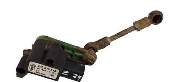 Headlight/headlamp level sensor