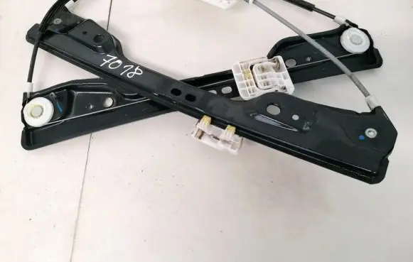 Dodge Journey Sliding door window regulator with motor 961925102