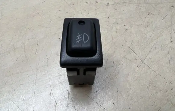 Suzuki Liana Fog light switch SP151