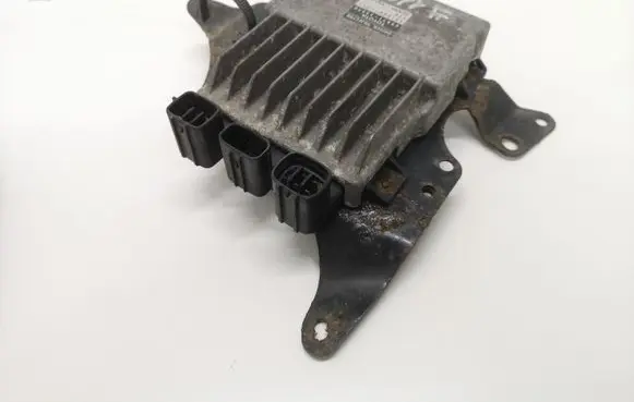 Lexus IS 220D-250-350 Fuel injection control unit/module 8987120070 1310001371