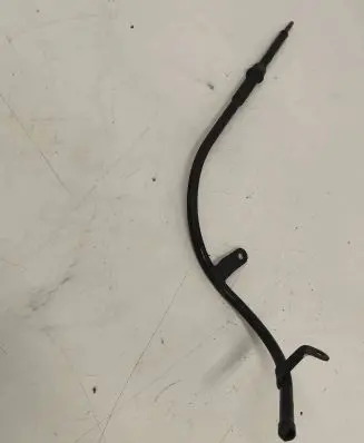 Volkswagen Touareg I Oil level dip stick 