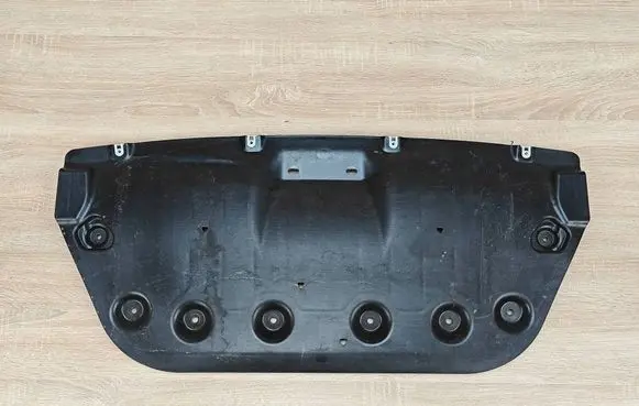 BMW 4 G22 G23 G24 G26 Front underbody cover/under tray 7428142