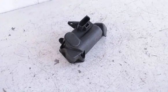 Volvo XC70 Intake manifold valve actuator/motor 30756100