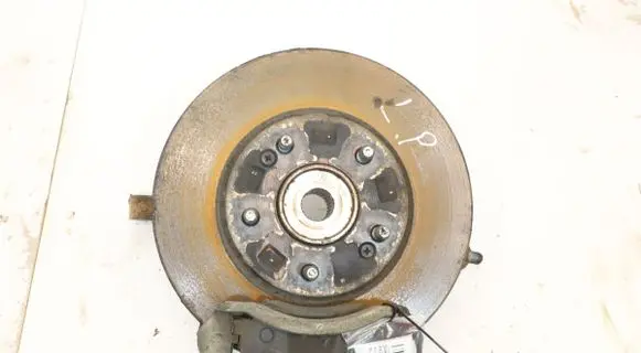 Hyundai Elantra VI Front wheel hub spindle knuckle