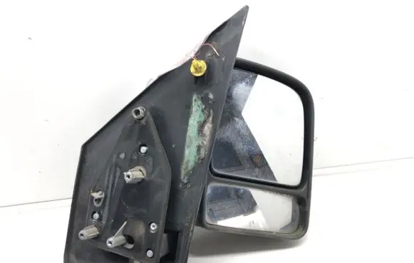 Front door electric wing mirror