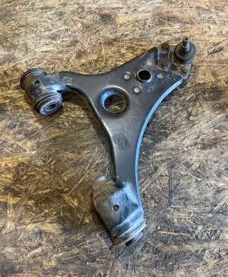 Mercedes-Benz B W245 Front lower control arm/wishbone A1693300407