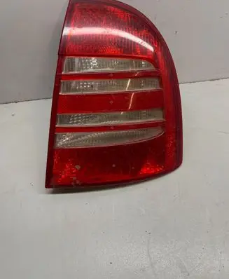 Skoda Superb B5 (3U) Rear/tail lights 3U5945112 3U5945096