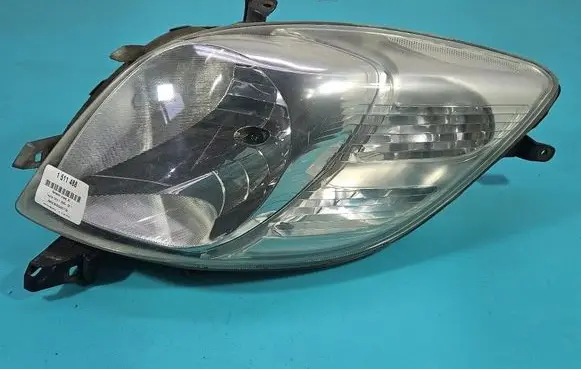 Toyota Yaris Headlight/headlamp IMPRK1511488