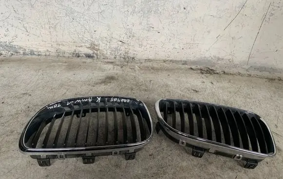 BMW 1 E81 E87 Front grill