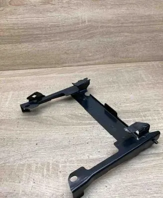 Mercedes-Benz E W211 Navigation GPS unit bracket/holder A2115459640