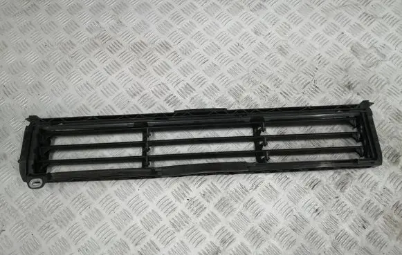 Audi e-tron Intercooler air guide/duct channel 4KE121223