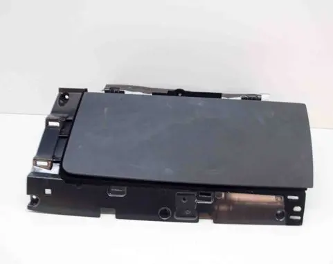 Tesla Model S Glove box