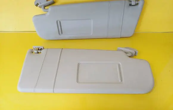 Skoda Octavia Mk2 (1Z) Sun visor