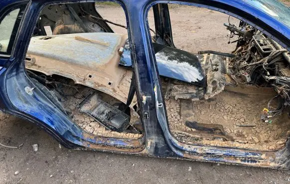 Audi Q3 F3 Pillar (middle) 